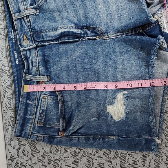 Old Navy Shorts - Picture 2 of 6